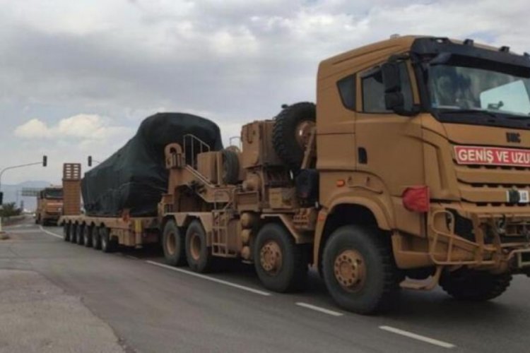 Sınır &ouml;tesine tank ve zırhlı ara&ccedil; sevkiyatı