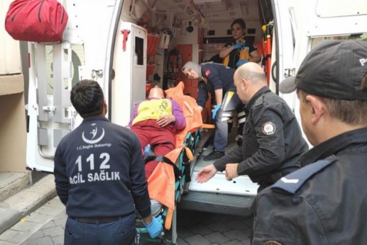 Kocasıyla tartışan kadın kendini bı&ccedil;akladı