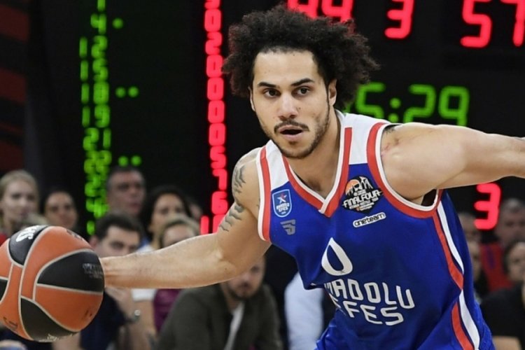 Anadolu Efes'ten Shane Larkin a&ccedil;ıklaması