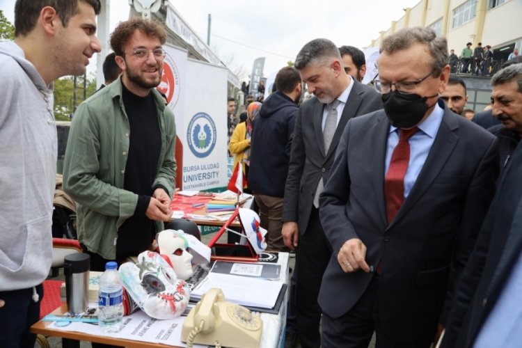 Bursa'ya gelen &uuml;niversitelilere 'Hoş geldin' ş&ouml;leni