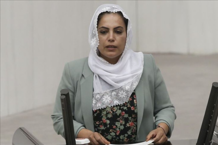 Kocaeli'de HDP'li Remziye Tosun'un eski eşine g&ouml;zaltı