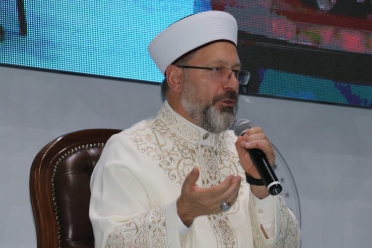 Diyanet İşleri Başkanı Erbaş, Bak&uuml;'de akşam ezanını okudu