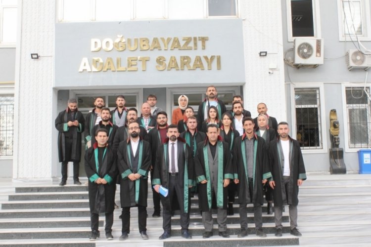 Ağrı'da duruşmadan &ccedil;ıkan avukat saldırıya uğradı