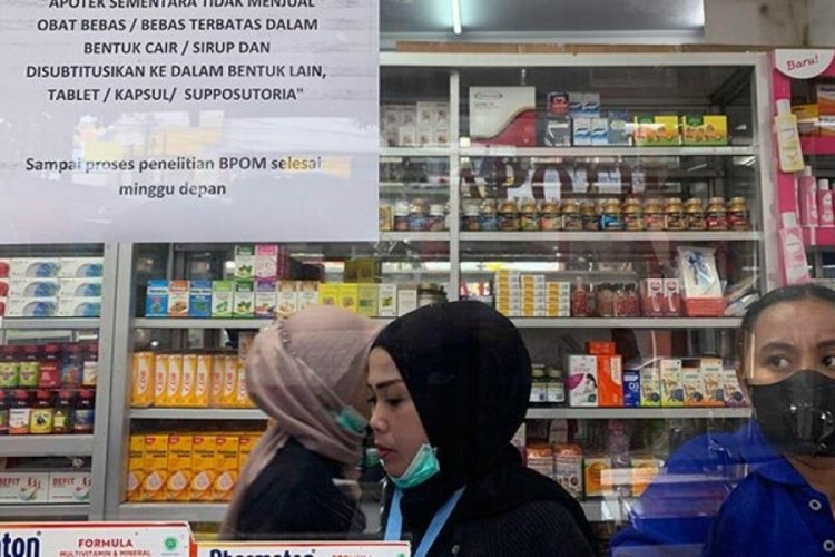 &Uuml;lkede şurup ve sıvı ila&ccedil;lar yasaklandı