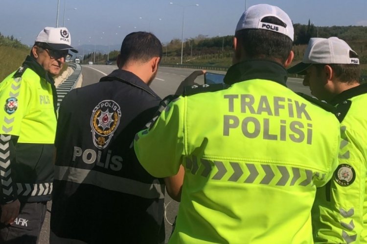 Bursa'da dron destekli uygulamada s&uuml;r&uuml;c&uuml;lere ceza yağdı