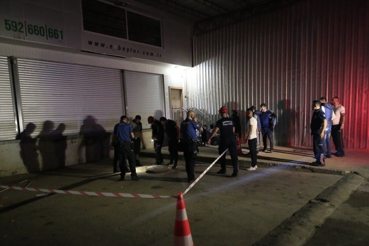 Antalya'da kanalizasyonda erkek cesedi bulundu