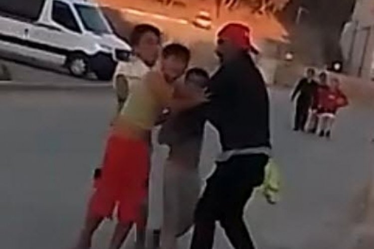 İzmir'de 3 &ccedil;ocuğu darp eden hurdacı g&ouml;zaltına alındı