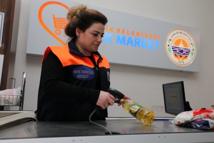 Bursa Gemlik'te bu markette para ge&ccedil;miyor