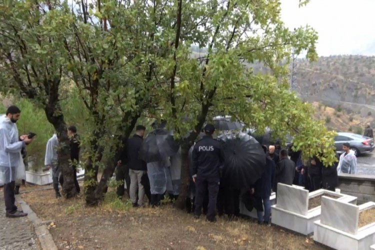Siirt'te PKK'lı ter&ouml;ristlerin katlettiği 22 vatandaş t&ouml;renle anıldı