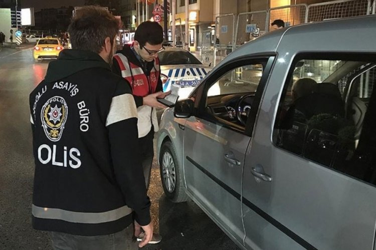 &Uuml;lke genelinde eş zamanlı operasyon: 706 kişi yakalandı