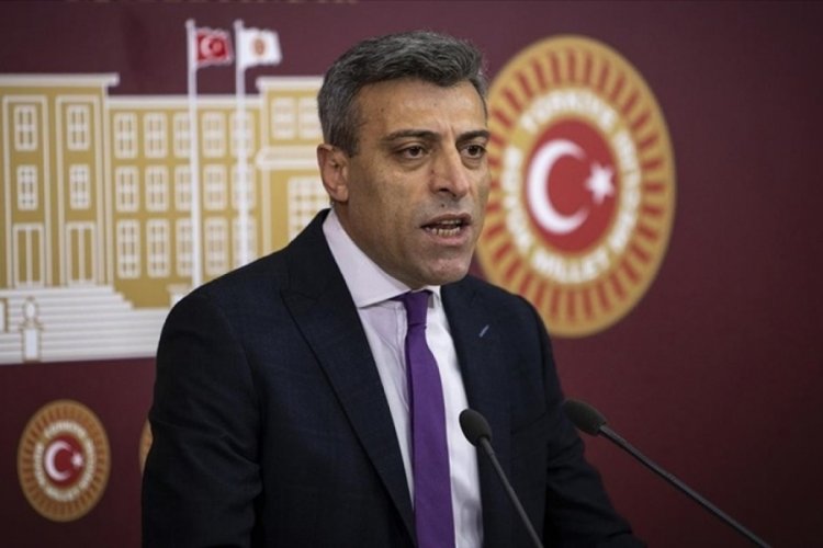 &Ouml;zt&uuml;rk Yılmaz Merkez Bankası'nın faiz kararını yerden yere vurdu