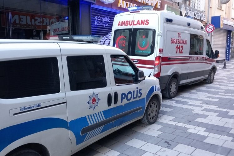 Bolu'da m&uuml;d&uuml;r&uuml; olduğu otelde intihar etti