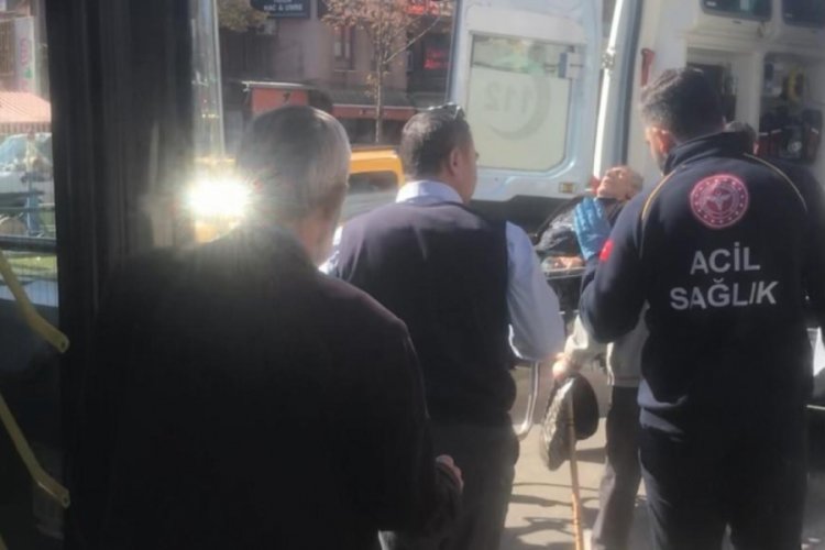 Bursa'da yolcu otob&uuml;s&uuml;nde rahatsızlandı