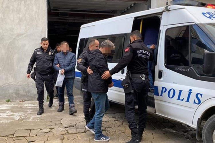 K&uuml;tahya'daki FET&Ouml; operasyonuna 13 tutuklama