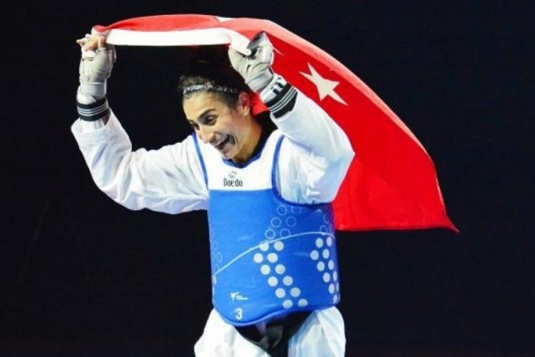Milli sporcu Hatice K&uuml;bra İlg&uuml;n, bronz madalya kazandı