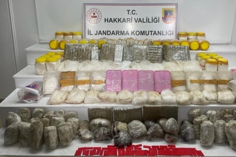 Hakkari Y&uuml;ksekova'da 126 kilo uyuşturucu ele ge&ccedil;irildi
