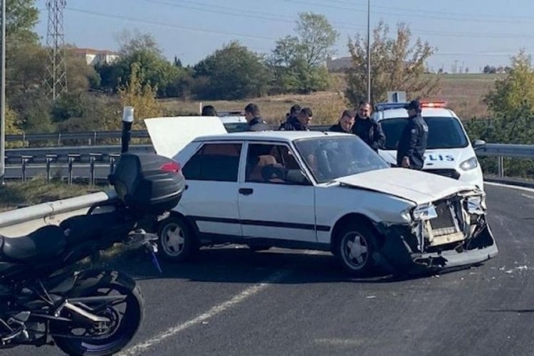 &Ccedil;orlu'da 'dur' ihtarına uymayıp kaza yapan s&uuml;r&uuml;c&uuml; ehliyetsiz &ccedil;ıktı