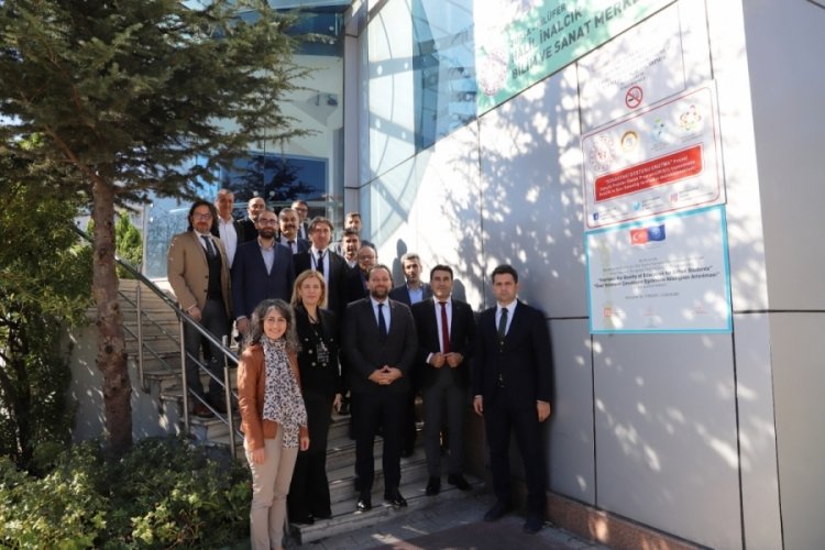 Bursa İl Mill&icirc; Eğitim M&uuml;d&uuml;r&uuml; G&uuml;r Bursa'daki BİLSEM m&uuml;d&uuml;rleriyle g&ouml;r&uuml;şt&uuml;