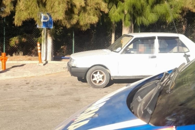 İzmir'de aracında &ouml;l&uuml; bulundu