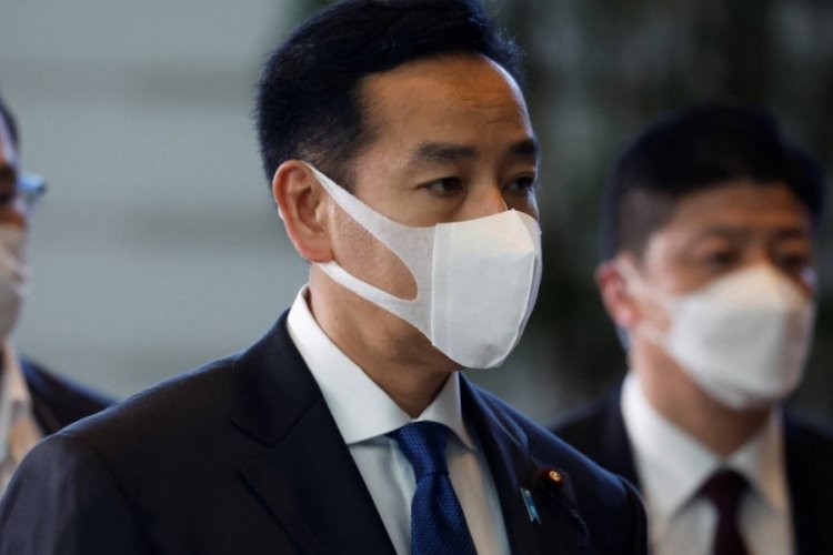 Japonya Ekonomi Bakanı istifa etti
