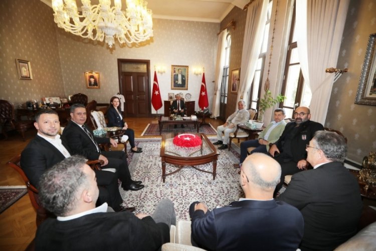 Ahmet Nur &Ccedil;ebi'den hakem eleştirisi
