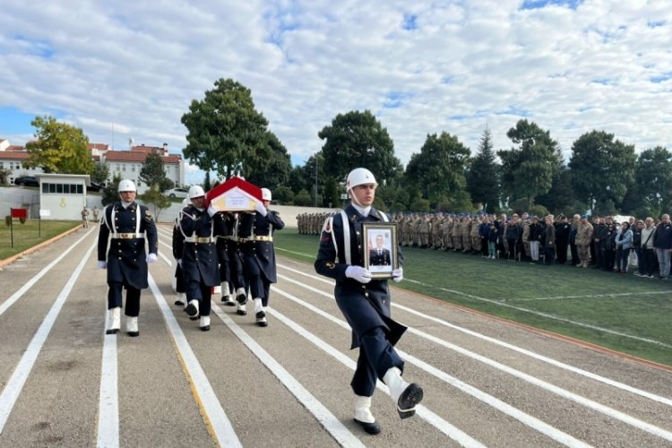 G&ouml;revi başında kalp krizi ge&ccedil;iren astsubay i&ccedil;in t&ouml;ren d&uuml;zenlendi