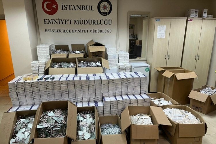 İstanbul uyuşturucu operasyonu: 300 bin hap ele ge&ccedil;irildi