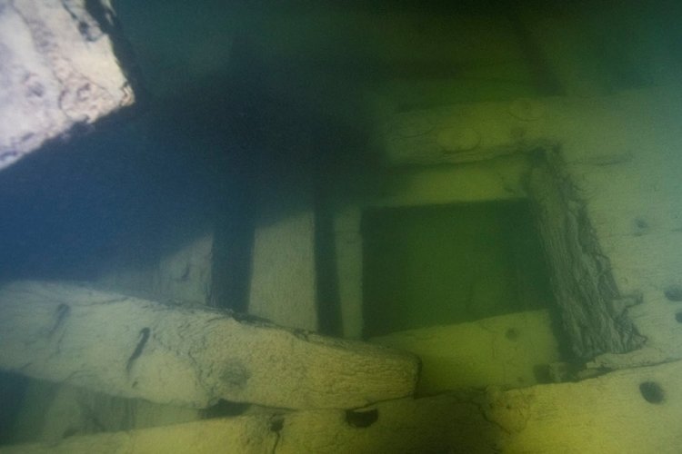 İsve&ccedil;'te 17. y&uuml;zyıldan kalma gemi bulundu