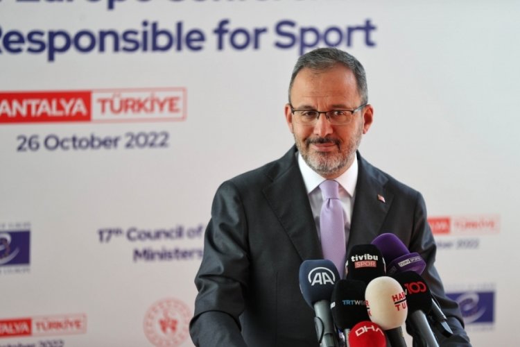 Bakan Kasapoğlu: D&uuml;nyanın en modern tesis alt yapısına sahibiz