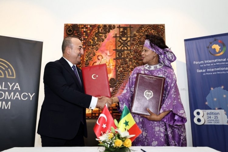 Antalya Diplomasi Forumu ve Dakar Uluslararası Forumu arasında işbirliği imzası atıldı