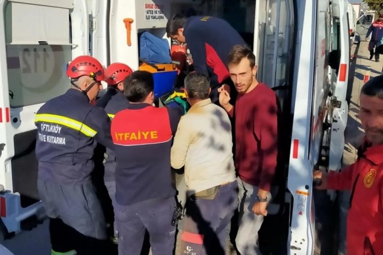 Yalova'da 3 aracın karıştığı kazada 8 kişi yaralandı