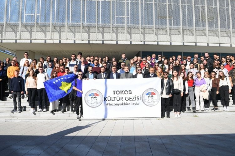 Kosovalı &Ouml;ğrenciler Osmangazi'de Mola Verdi