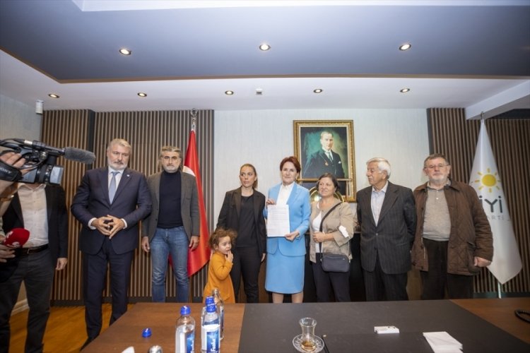 Meral Akşener, "Gezi davası"nda yargılananların aileleriyle g&ouml;r&uuml;şt&uuml;