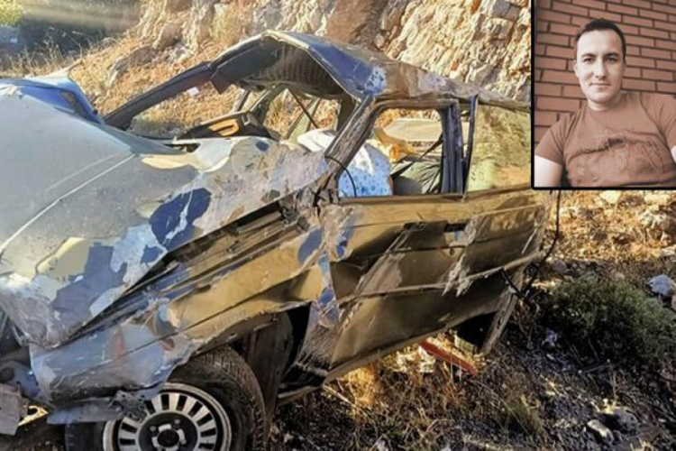 Antalya'da otomobil şarampole yuvarladı: Uzman &ccedil;avuş ve 8 aylık oğlu hayatını kaybetti