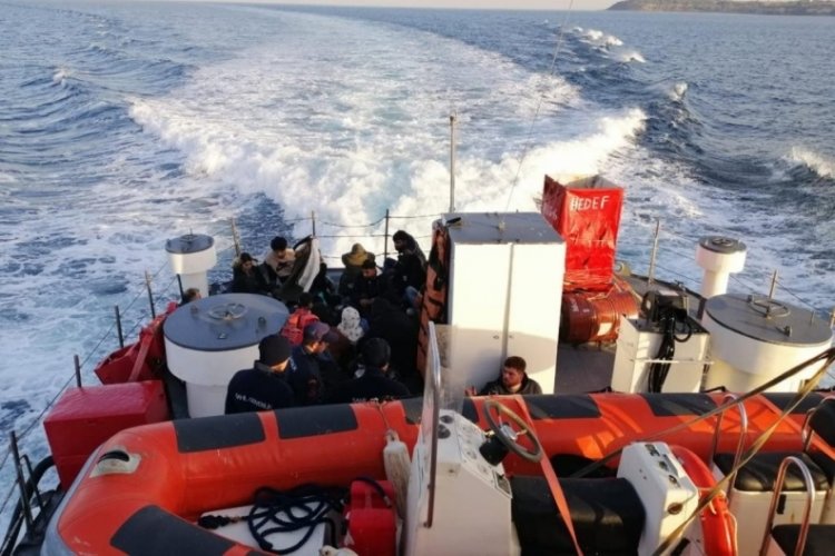 &Ccedil;anakkale'de 34 ka&ccedil;ak g&ouml;&ccedil;men yakalandı