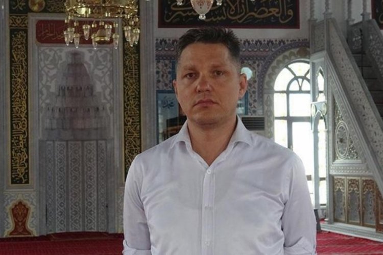 Cuma namazına gittiği i&ccedil;in işine son verilmişti! Mahkemeden karar &ccedil;ıktı