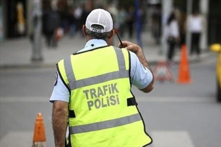 Ankara'da bug&uuml;n ve yarın bazı yollar trafiğe kapatılacak
