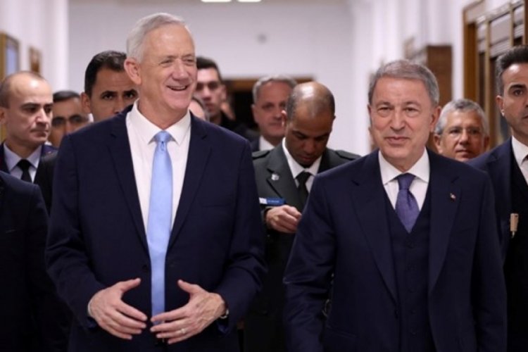 İsrail Savunma Bakanı Gantz: T&uuml;rkiye ile işbirliğinin kapıları a&ccedil;ıldı