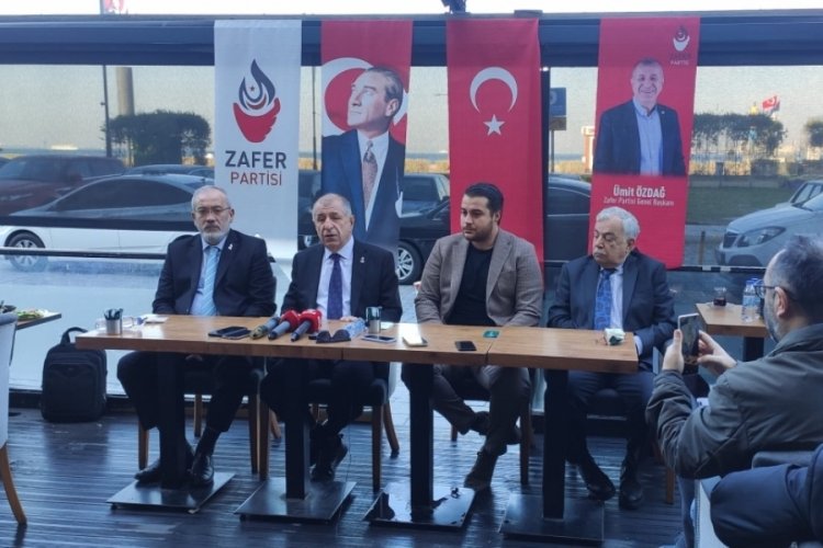 Zafer Partisi, İyi Parti'ye katılması hakkında ise "hi&ccedil; şaşırtıcı değil" dedi