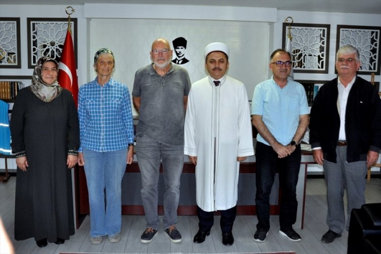 Muğla'da ezandan etkilenen İsvi&ccedil;reli &ccedil;ift M&uuml;sl&uuml;man oldu