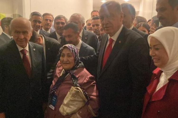 80 yaşındaki Fatma teyzenin hayali ger&ccedil;ek oldu!