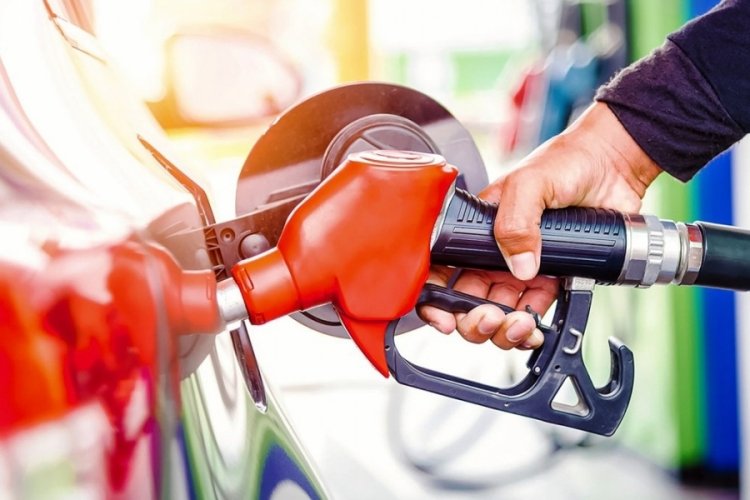 Benzine b&uuml;y&uuml;k zam geliyor