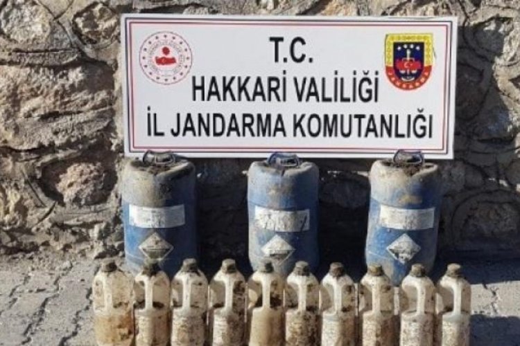 Hakkari'de 1 ton 56 litre asit anhidrit ele ge&ccedil;irildi