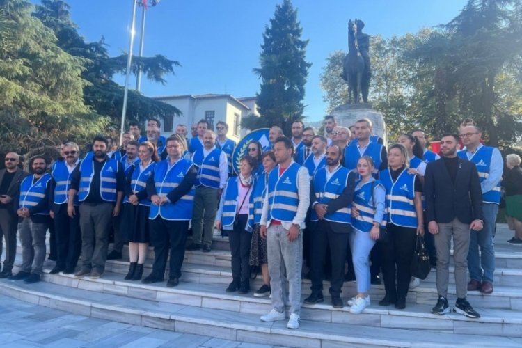 Bursa'da Mavi yelekliler r&uuml;zgarı esti