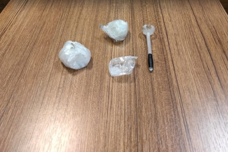 Manisa'da yolcu otob&uuml;s&uuml;nde uyuşturucu ele ge&ccedil;irildi