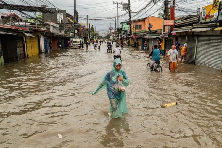 Filipinler'de şiddetli yağışların yol a&ccedil;tığı afetlerde &ouml;lenlerin sayısı 98 oldu