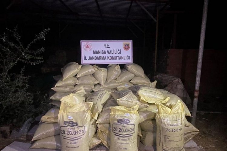 Manisa'da 5 ton sahte g&uuml;bre ele ge&ccedil;irildi