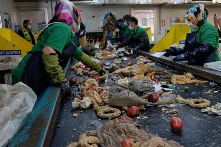 İstanbul Havalimanı'nda organik atıklar toprağa can veriyor