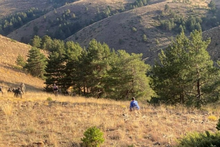 Erzincan'da kayıp şahsın cesedi asılı halde bulundu