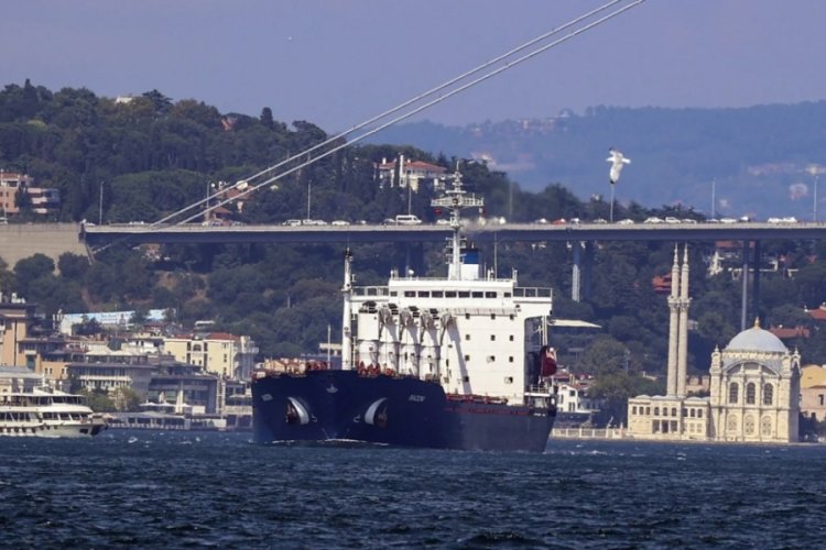 T&uuml;rkiye'den Boğaz'da bekleyen tahıl gemisi uyarısı
